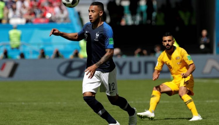 فرنسا وأستراليا