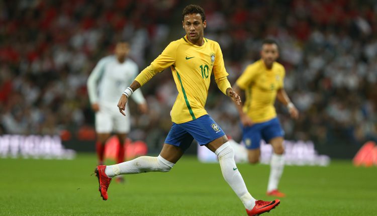 نيمار دا سيلفا لاعب منتخب البرازيل