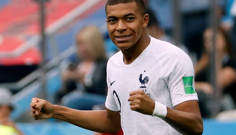 مباراة فرنسا وأوروجواي