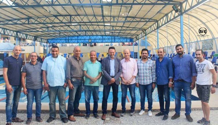 اللجنة الفنية لاتحاد السباحة مع الجهاز الفني لفريق سباحة حلوان العام
