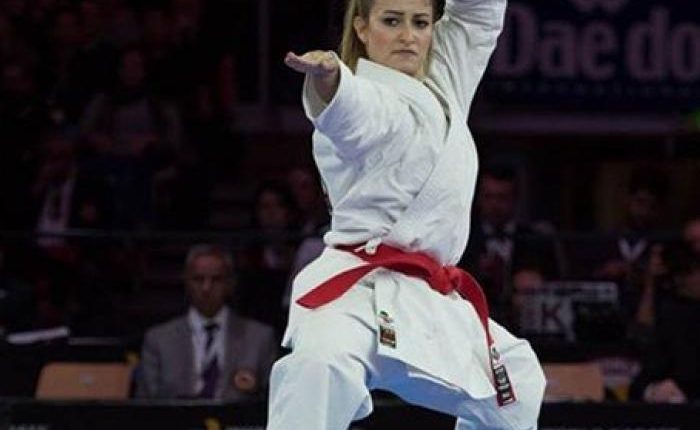 سارة عاصم لاعبة منتخب الكاراتيه