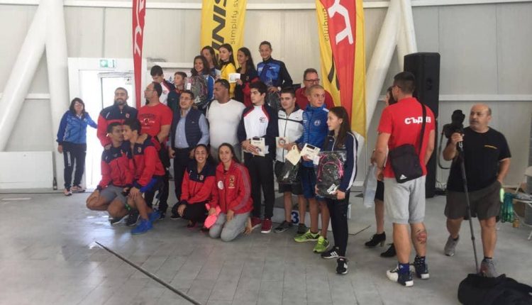 فريق السباحة بالأهلي