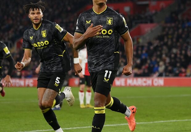 مباراة أستون فيلا وساوثهامبتون في الدوري الإنجليزي