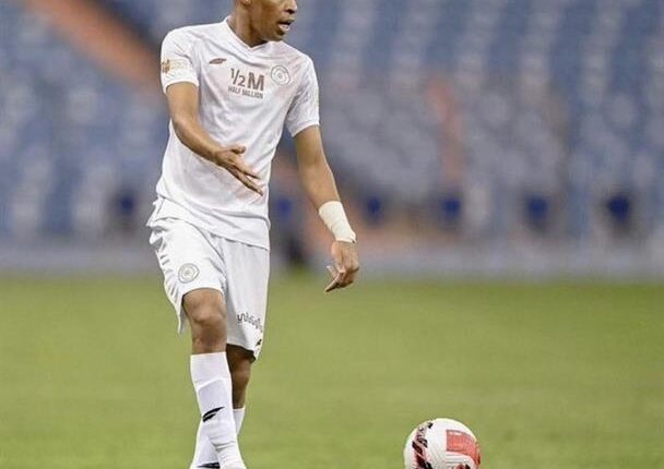 فواز الصقور لاعب الشباب