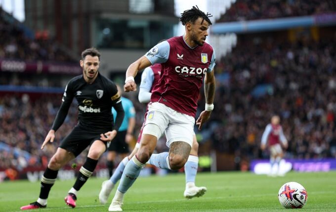 مباراة أستون فيلا وبورنموث في الدوري الإنجليزي