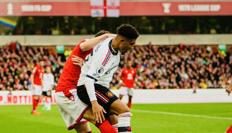 مانشستر يونايتد ضد نوتنجهام فورست - الدوري الإنجليزي