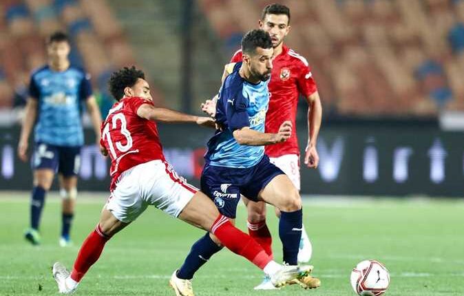 عبدالله السعيد لاعب بيراميدز