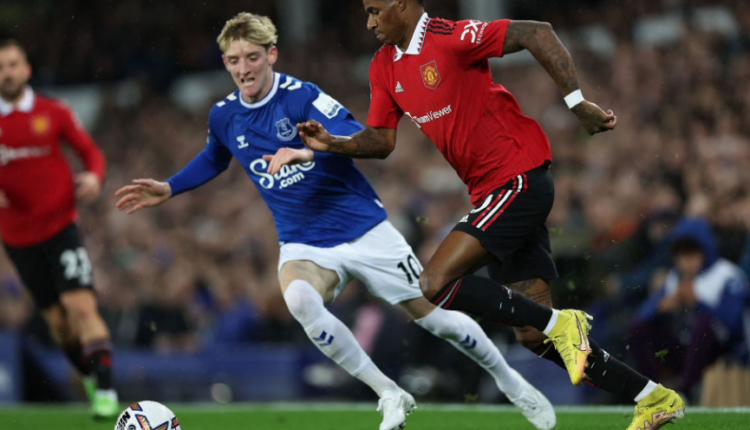 مانشستر يونايتد ضد إيفرتون