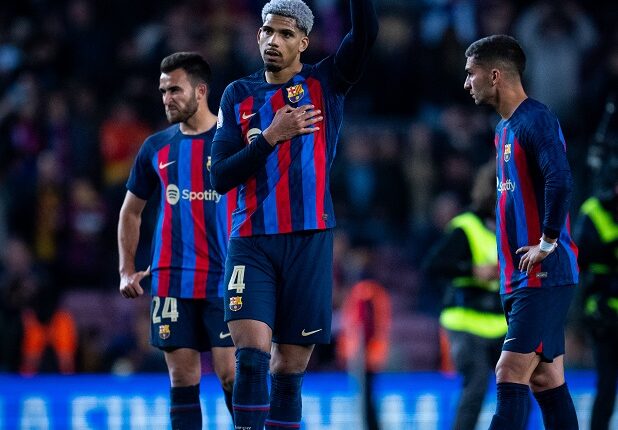 رونالد أراوخو لاعب برشلونة