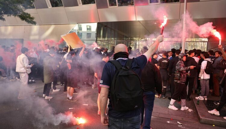 أولتراس باريس