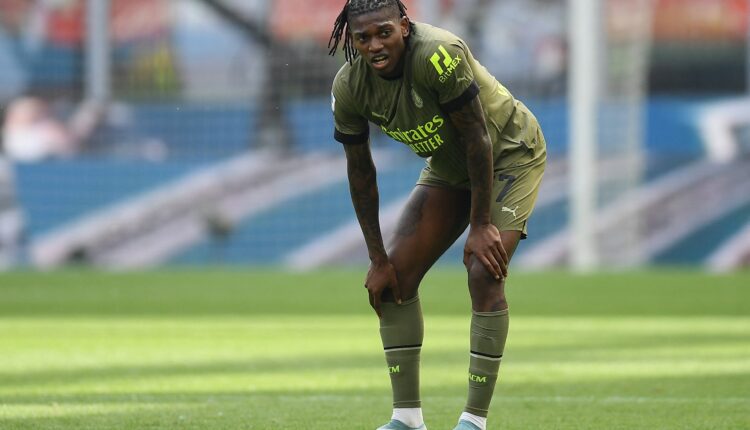 رفائيل لياو، لاعب ميلان الإيطالي