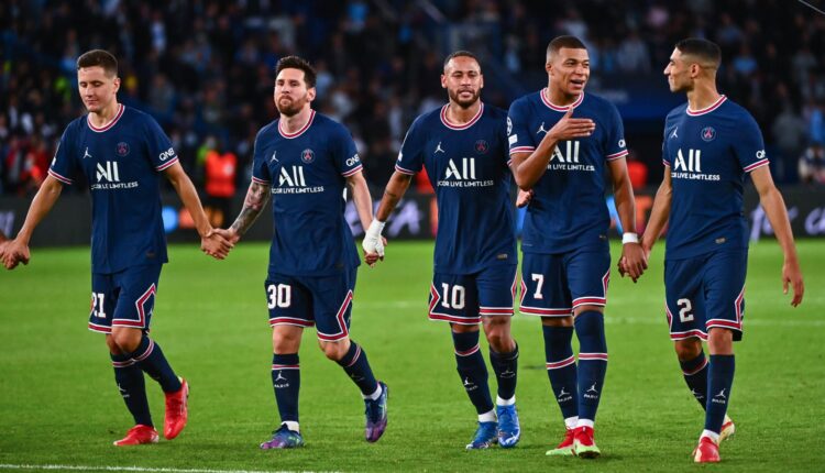 لاعبو باريس سان جيرمان