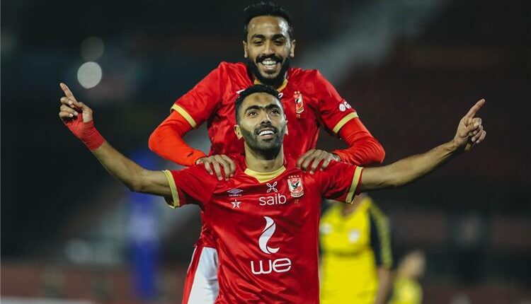 حسين الشحات ومحود كهربا لاعب الأهلي