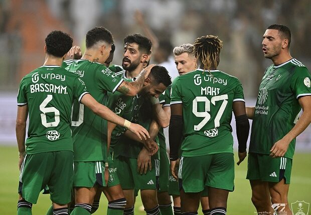 مباراة الأهلي السعودي والطائي في الدوري