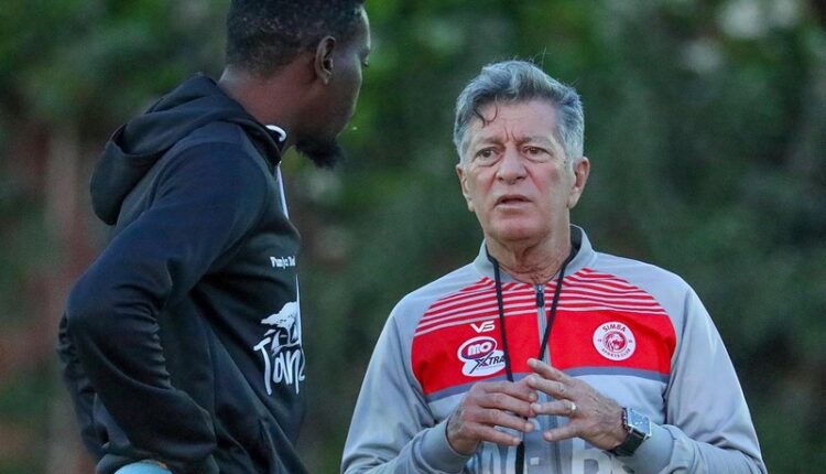 روبرتو أوليفيرا مدرب سيمبا