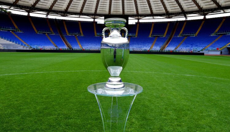 يورو 2028 و2032